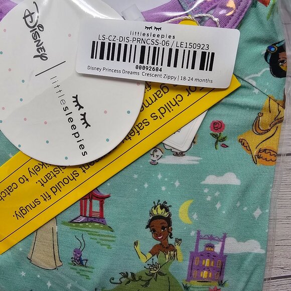 NIB Little Sleepies Disney Princess Dreams Crescent Zippy Size 18-24 months - Picture 2 of 3